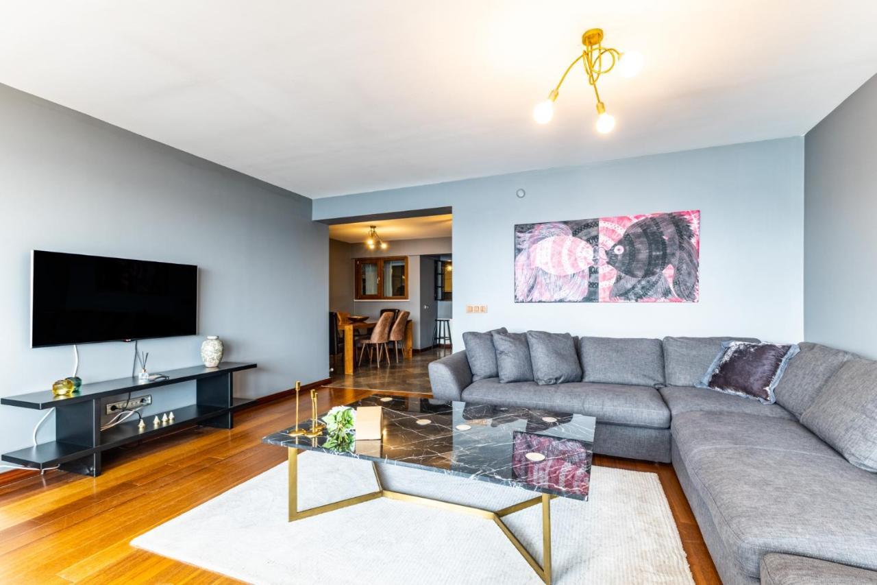 Duplex Flat W Panoramic Bosphorus View And Terrace Lägenhet Istanbul Exteriör bild